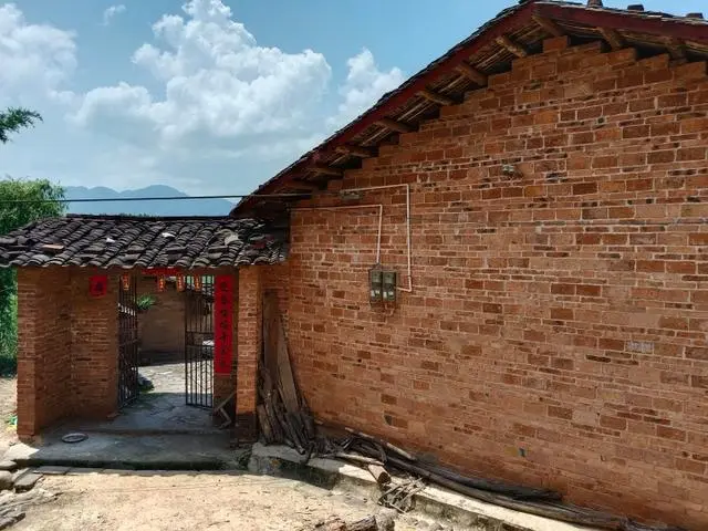 唐尚珺2018年考上什么学校_高考15年 唐尚珺:确实走了弯路_走一段弯路也无妨700